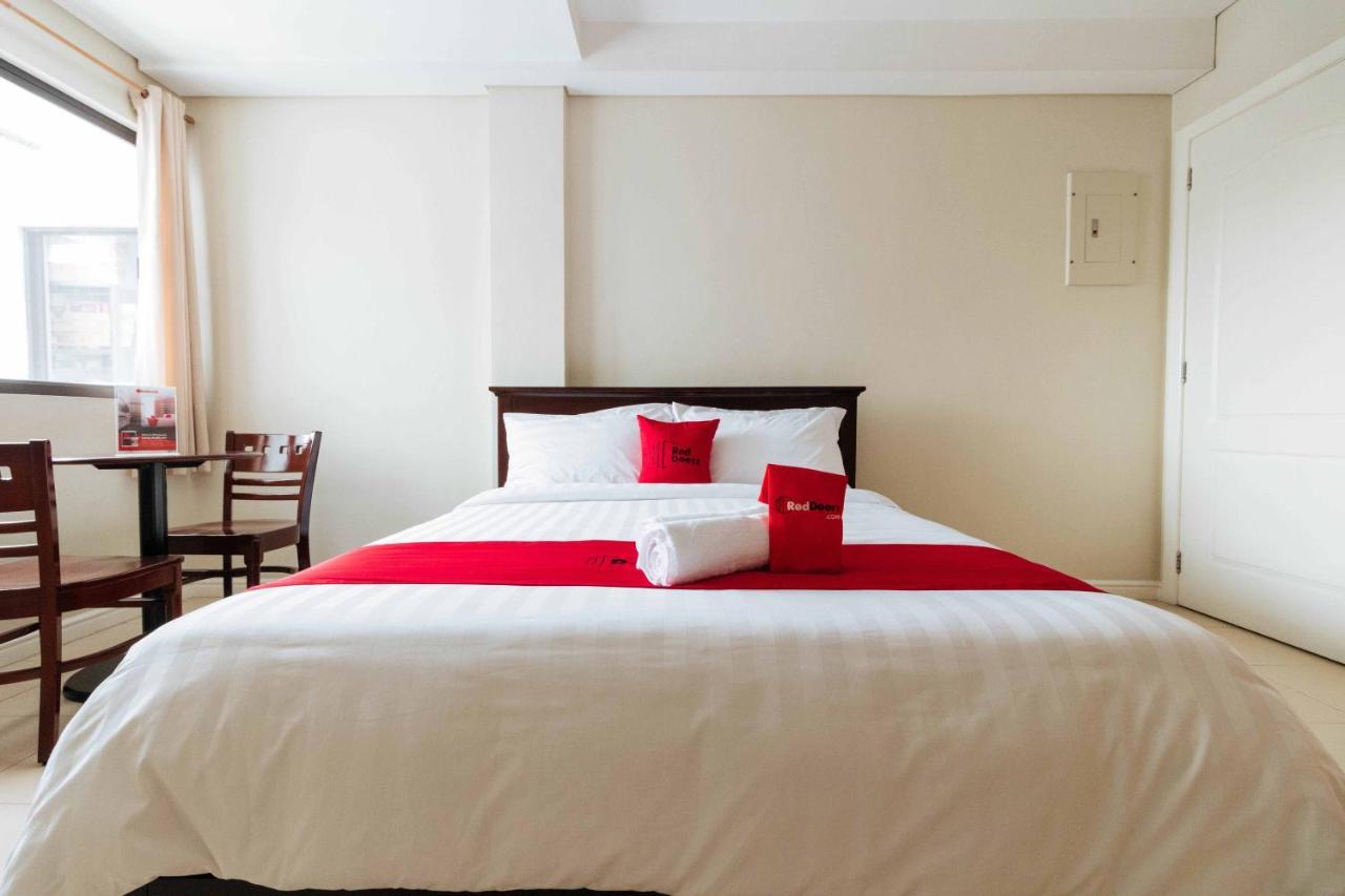 Reddoorz Plus Near Capitol Commons Pasig City Exterior foto